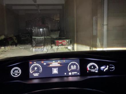 #长安univ 近光灯远近调节教程!#univ #安全拍摄路段请勿模仿 #汽车知识分享 #汽车灯光升级