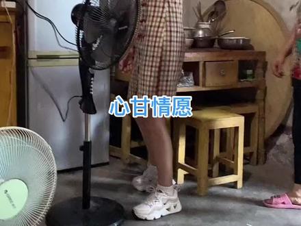 @tttttt @周敏敏同学✔ 6特回自己的老家,变身特姐,特别热情带我们逛街。