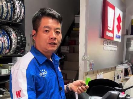 豪爵UHR150 UFR150 ADX125电门锁打不开怎么 遥控钥匙使用方法说明#豪爵uhr150#踏板#机车#遥控钥匙#武汉