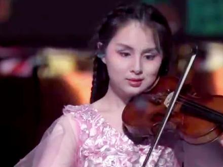 点赞!宁夏女孩马奕菲亮相北京冬残奥会闭幕式独奏《雪花》#冬残奥会#宁夏