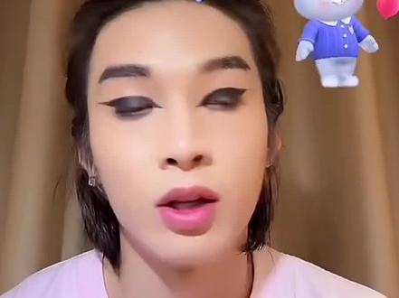 关于5.17衡阳晚场龚钊没有谢幕solo 是历练,是进步,更是成长,归来仍是钊气轩昂,舞步惊鸿的少年💪#叹春风 #龚钊进行曲 #演出现场