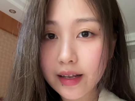 为什么王鹤棣越喊委屈,网友越翻旧账? 王鹤棣因为一句“不舒服”,两天掉粉20万❗️
今天从心理学角度分析一下🕵🏻♀️
情绪滞后、认知失调、心理抗拒——三个理论讲清楚他为什么会被全网翻旧账❓
不是站队,只分析现象🔍
你怎么看?评论区聊聊吧!👥
关注我,每天学一个心理学小知识✍🏻
#王鹤棣 #掉粉原因分析 #娱乐热点解读 #不舒服文学 #心理学
