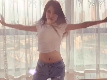 #迪丽热巴 这个舞,真的停不下来