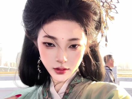 单眼皮内双都去试试慎儿狐系魅感妆,果然变美还得模仿大美女! #狐系眼妆 #慎儿 #单眼皮 #妆教