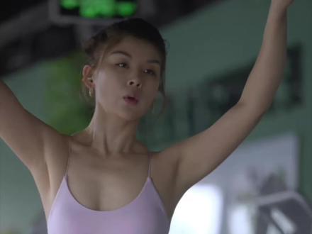 低谷是黎明前的黑暗 #女生一定要力量训练 #理想身材来自于付出训练过程 #餐厅老板 #健身改变身材 #黑猫烤鱼