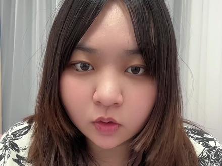 「不回答任何私信问题,不回答任何私信问题」只是分享我孕早期经历了流血,hcg翻倍不达标,宫腔积液是如何保胎的。希望现在正在经历保胎的姐妹们看见我的视频能够缓解一下焦虑的心情,希望每个宝宝平安来到妈妈身边。#孕早期保胎 #孕早期 #怀孕