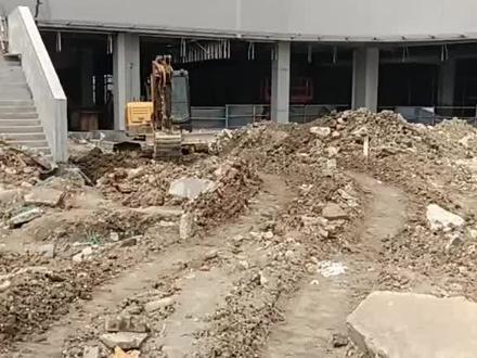 三一小挖掘机空调系统低压偏高高压偏低!更换空调压缩机故障完美解决!#专业安装维修挖掘机空调#专业安装维修汽车空调