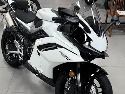 26款全新一代500sr,这个价位,给我一个拒绝他的理由#春风#cfmoto#500sr#斯万机车#仿赛