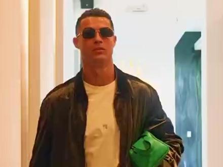 C罗与利雅得胜利的合同细节 #c罗 #足球