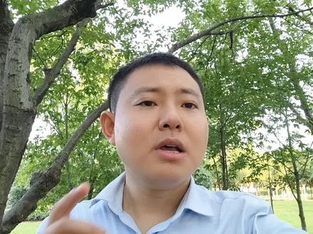 下一个分蜂季是什么时候,大家知道吗?五倍子就是下一个分蜂季。#新农人计划2023 #养蜂技术分享 #中蜂养殖 #农村养蜂人 #三农 #蜜蜂分蜂