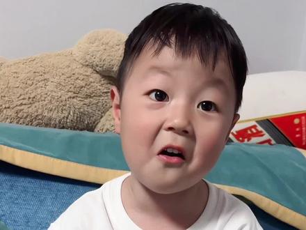 教表哥唱歌,教不会,烦死了!主打一个自信🤣#萌娃