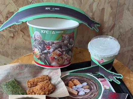 麦小鼠得吃结算画面🍗鼠鼠们都得吃了嘛??没想到有一天竟然在KFC得吃了!!哈哈哈哈哈
#三角洲行动 #三角洲肯德基联动 #每个人的三角洲猛攻方式 #麦晓雯 #蜂医