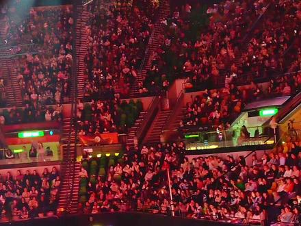 香港总决赛莎头混双现场观众爆棚~工作日白天场哦! #王楚钦 #孙颖莎 #莎头 #香港总决赛