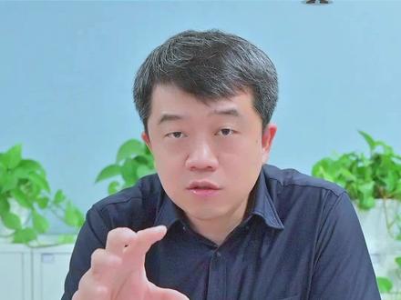 #医学科普 椎间盘突出 是钙化导致的吗?@DOU+小助手 @抖音小助手