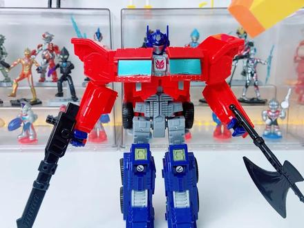 小擎天柱被神奇数字马戏团偷袭,玩具屋寻找超大擎天柱,追击凶手 #积木 #擎天柱 #乐高