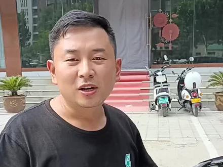 都说宝马X1的电瓶不好拆,今天我就拆给大家看,非常简单#修理工的日常