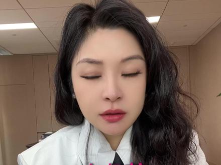 赌王最没存在感的女儿,却是家族最稳的柱子 #何超蕸 #何鸿燊 #豪门 #赌王 #人物故事