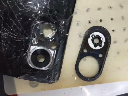 #荣耀50se 更换后盖拆机教程,镜片都有螺丝固定