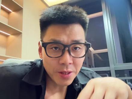 一个核心skill,让AI永远记住你 你每次用AI都要从头解释一遍,这件事本来不该你来做。把重复的流程打包成技能,以后点菜一样一句话触发。#AI干货 #Claude #用好AI #AI