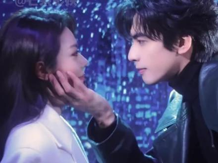 没人知道#宋威龙 什么时候喜欢上#赵今麦 的酒窝和眼睛的~#骄阳似我 #cp #情感