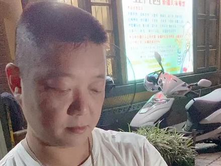 我见过莫合烟裹的最好的四川人👍👍👍