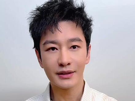 黄晓明旗下炳璨文化优质短剧艺人
全员正式入驻🍎
新剧《夜港情书》即将开播
携手平台打造高品质专业化精品短剧
未来,炳璨文化将携手🍎
一同深耕精品短剧赛道
让好演员被看见,让好作品有回响
不负热爱,逐梦前行
#黄晓明 #夜港情书 #短剧创作者中心 #演员经纪