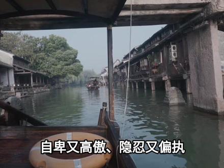 王晓晨早劝过她,参加活动别穿这么露骨,楚嘉禾是一点没听进去!#娱乐圈#明星#韩沛颖