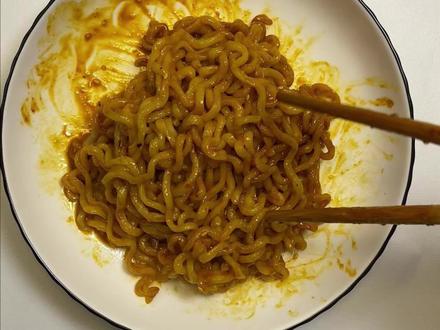 自费测评泡面先生麻酱火鸡面 #零食测评 #麻酱火鸡面 #测评