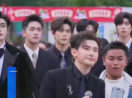 曾被世界温柔以待,现在他们用热爱反哺酉阳!@龙浩天🐲(六号酉阳桃花源广场直播) @陈潇 #龙浩天#酉阳文旅 #我给老家送年货 #龙浩天喊你回酉阳过年 #公益正能量