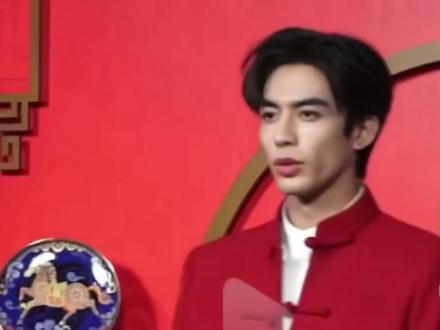 龙🐉 祝大家马上发财
马上有对象
辣条 祝龙龙2026 作品多多
代言多多
身体健康 平平安安
#宋威龙@宋威龙
#2026