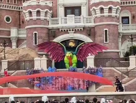 上海迪士尼十周年|奇妙之星城堡秀三次故障终圆满,掌声如约而至!#上海迪士尼十周年#奇妙之星城堡秀