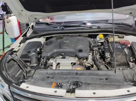 抖音上说车大神太多,今天分享个真实案例,没有文案没有剧情,只有实实在在的修车,为客户解决问题,其实相信网上遥不可及说车大神,还不如选择在你们身边实实在在的修理工#景浩汽车养护中心 #汽车保养与维修 #每天一个用车知识