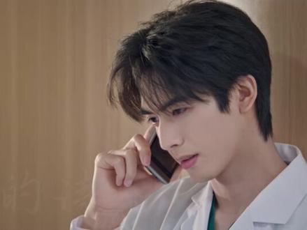 “你说你还喜欢着别人,那有什么问题。我让你挑。” #挑战解锁100位偶像剧男主的告白诗 #骄阳似我 #林屿森 #宋威龙 #林屿森又酸涩又爽的暗恋文学