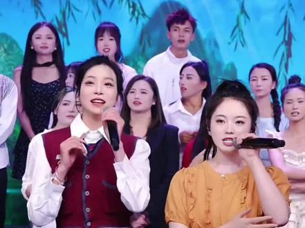 小志上高速遭阿朱打了 #舞台互动瞬间 #阿朱 #小志228 #三月六 #表演太可爱了@阿朱💋(金朱传媒)228 @小志💒228