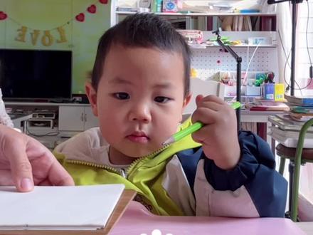#豆包ai 辅助我看孩子,孩子真的很喜欢跟他互动