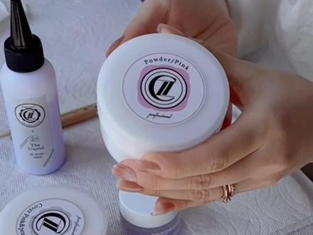 水晶粉打开直接用取粉失败?第一步很关键!
关注我持续分享水晶的小tip
感受更多水晶的快乐🌟
#水晶延长 #余富明水晶甲 #余富明传承人 #水晶美甲 #水晶粉 #水晶粉教程