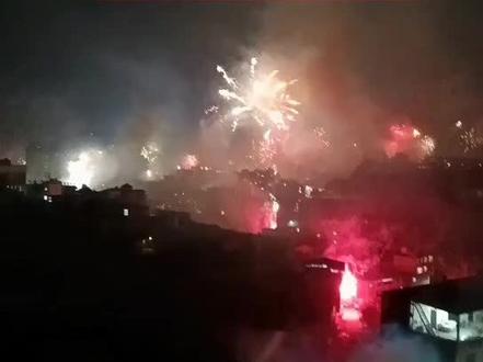 中越边境上最热闹 最有年味的云南金平县与越南莱州省马鹿塘乡接纳 与藤条河为界边境线长达502公里 系有国家级口岸(金水河口岸)
