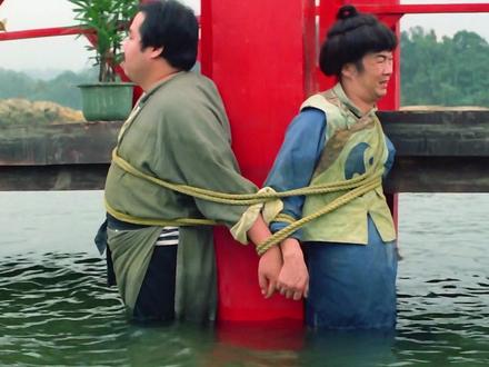 《追鬼七雄》一口气看完一整部国产恐怖片 #电影解说 #恐怖片 #恐怖电影解说 #白天刷不到晚上逃不掉系列 #僵尸