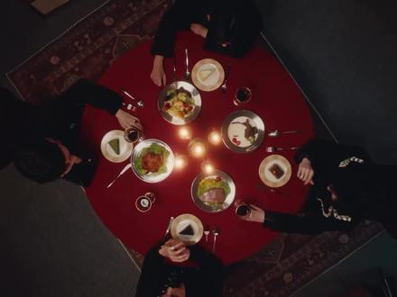 大家都去支持一下垂涎点OST!!!!#垂涎 #OST#驯服爱欲MV #驯服爱欲@垂涎 Desire @邱鼎杰 @黄星Eliot @江衡oc @李沛恩 @弄简是俩小朋友 @Desire4