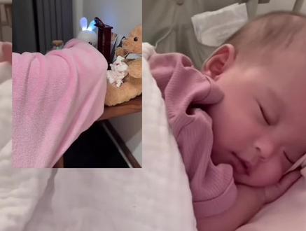 天呐 这让妈妈怎么过啊
她才生了孩子五个多月,伤口都没恢复好
老天奶,你睁开眼睛看看吧
#小洛熙#小洛洛 #小洛熙妈妈