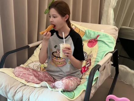 “你在等什么”#长相思2#杨紫小夭红衣破碎感#杨紫仿妆 #长相思#上海之夏 #上海旅游节