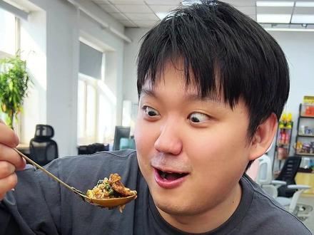 当吃播是种什么体验? #妈呀太香了 #美食 #办公室