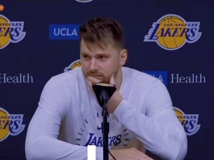 #湖人 #湖人vs雷霆 #NBA热点
湖人迎来重大好消息,东契奇正式宣布G3复出!