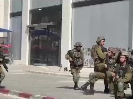 泰国杀疯了#疯了#军事科普 #柬埔寨 #国际新闻