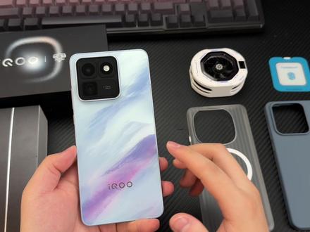 iQOO15T到手选对配件才能有更好的体验 #iQOO15t钢化膜 #iQOO15t镜头膜 #iQOO15T手机壳 #数码科技 #数码党618必冲好物清单