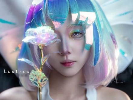 老师为什么多人排队和你集邮啊? #漫展 #场照 #返图 #宝石之国