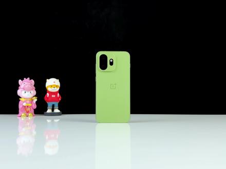 太好了!是小夯机!我们小屏党有救了。一加 15T上手 #一加15T #一加15 #小屏手机 #旗舰手机 #性价比手机