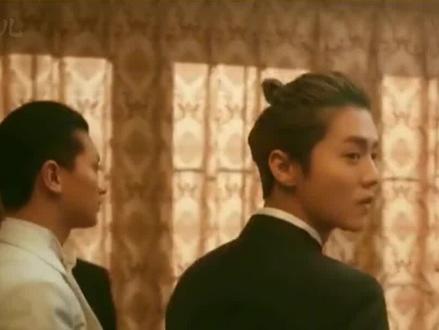 鹿晗的家世到底有多牛? #鹿晗 #娱乐评论大赏 #董子健 #名人大咖 #人物故事 #王思聪 #明星