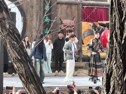 万岁山武侠城斗舞超长完整版#高迪 #万岁山老嫂子