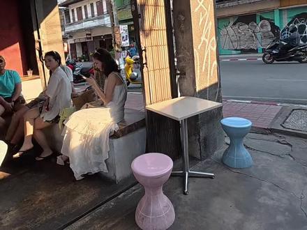 在清迈又遇到了中国同胞 #泰兰德的夏天永不停歇 #给陌生人拍照 #清迈 #创作者激励计划 #原创